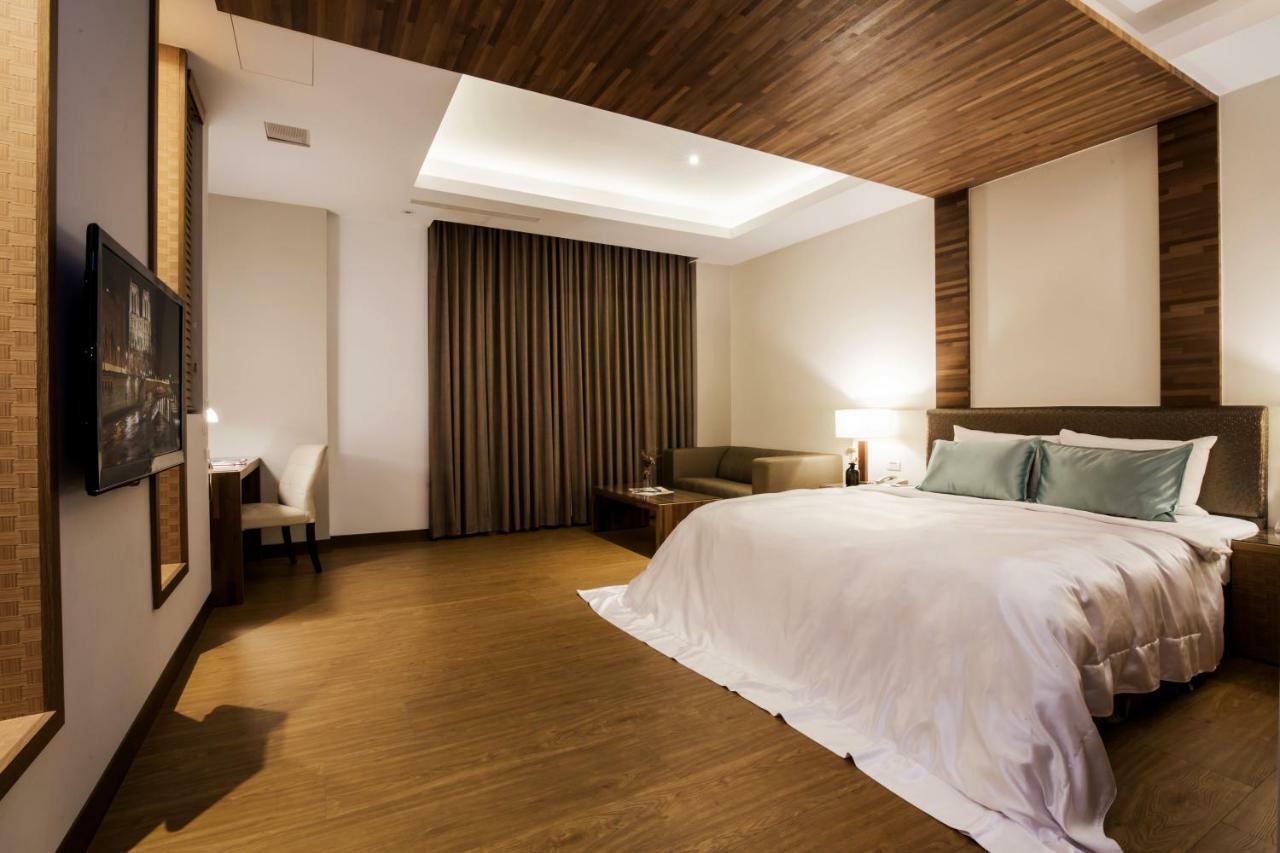Duo Romance Hotel Kota Hualien Bagian luar foto