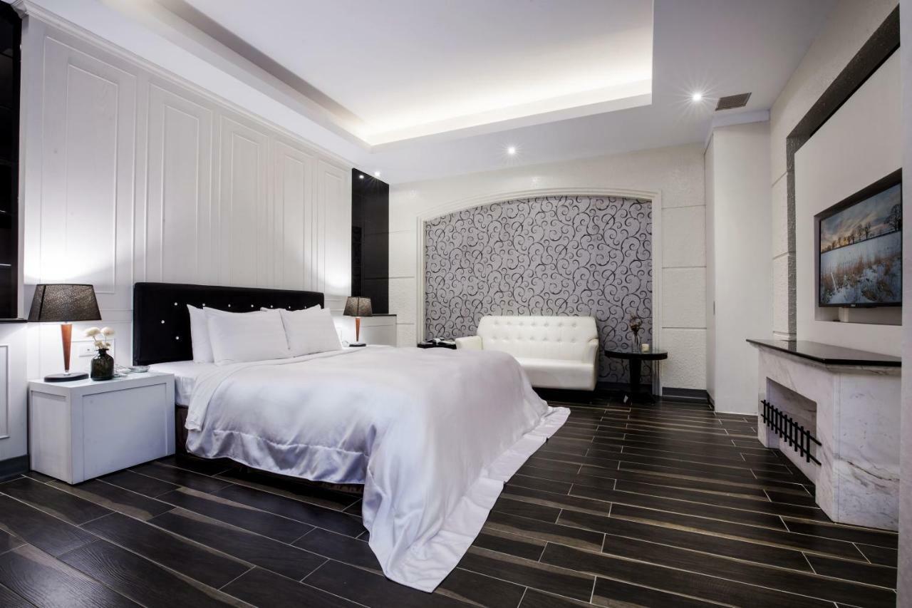 Duo Romance Hotel Kota Hualien Bagian luar foto