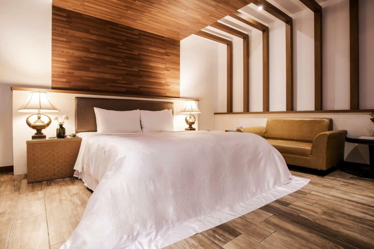 Duo Romance Hotel Kota Hualien Bagian luar foto