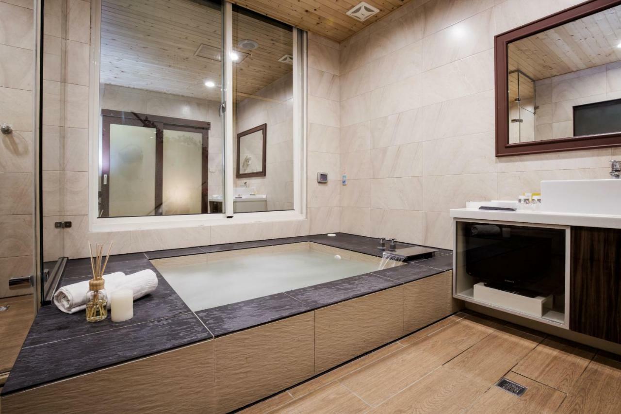 Duo Romance Hotel Kota Hualien Bagian luar foto